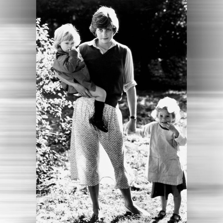 When Diana Wore a See-Through Skirt